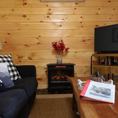 Cabin At The Cove At Watauga Lake Butler Exteriör bild