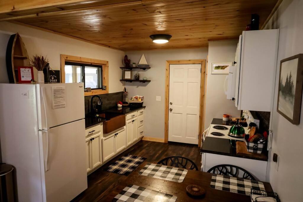 Cabin At The Cove At Watauga Lake Butler Exteriör bild